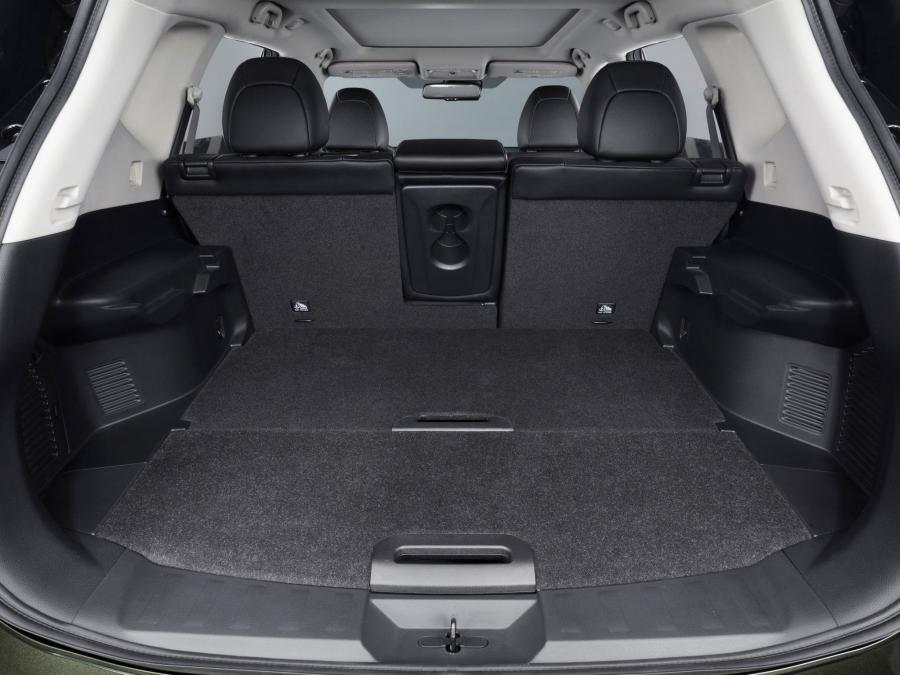  Nissan X-Trail 2014 года  (фото 10 из 30)